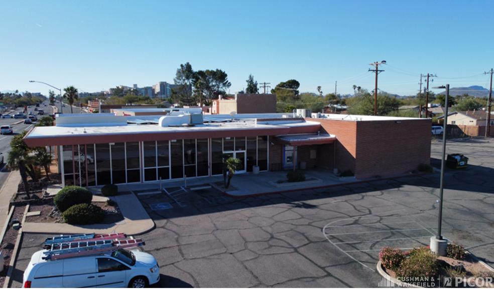 2465 N Campbell Ave, Tucson, AZ for sale - Building Photo - Image 2 of 3