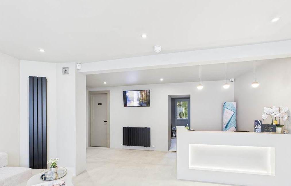 5A Upper Cross St, Larne to rent Interior Photo- Image 1 of 2