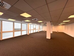 Office in Marseille for sale Interior Photo- Image 1 of 17