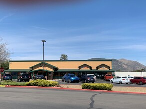 1061 S Plaza Way, Flagstaff, AZ for sale Building Photo- Image 1 of 1