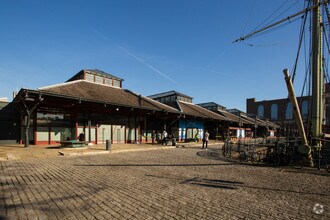 tobacco dock tobacco quay wapping lane london e1w 2sf Tobacco Dock, Former Henry's Bar 50 Porters Walk London E1w 2sf, London,