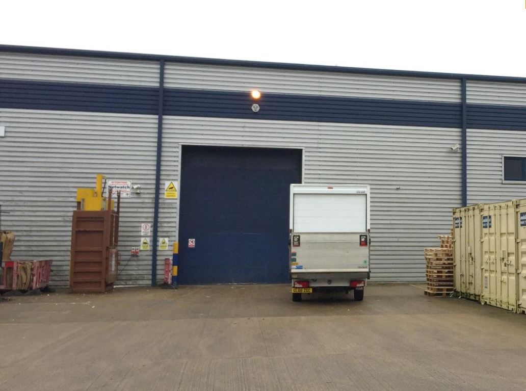 Unit 5-Network 4 Lincoln Rd, High Wycombe for sale Primary Photo- Image 1 of 1