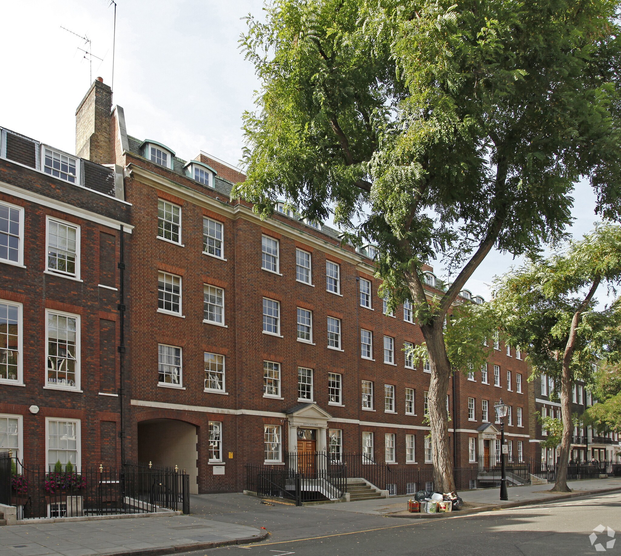 37-41 Bedford Row, London for sale Primary Photo- Image 1 of 1