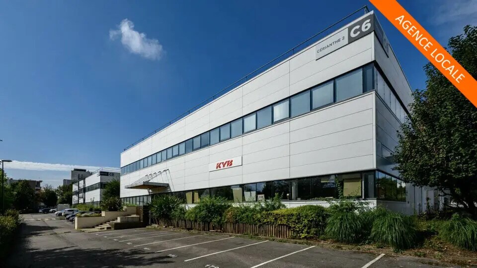 Office in Cergy to rent - Building Photo - Image 1 of 10