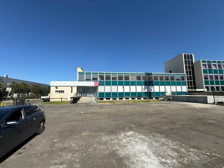 55 Chemin Des Vignes, Bobigny to rent - Building Photo - Image 1 of 10