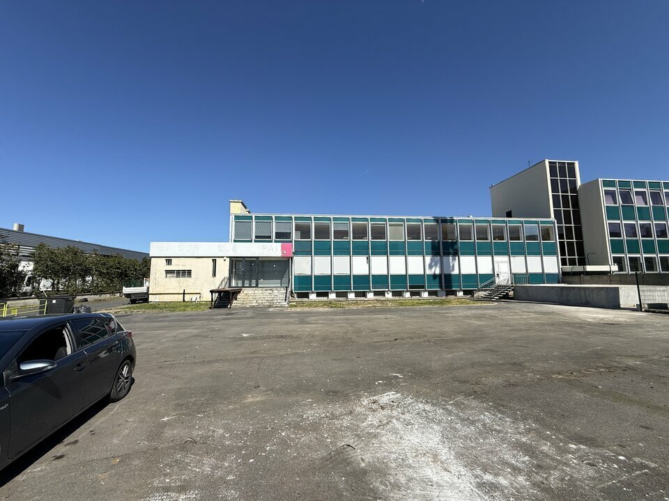 55 Chemin Des Vignes, Bobigny to rent Building Photo- Image 1 of 11