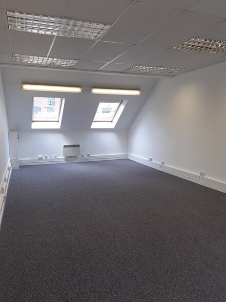 55-65 Firhill Rd, Glasgow for rent - Building Photo - Image 3 of 4