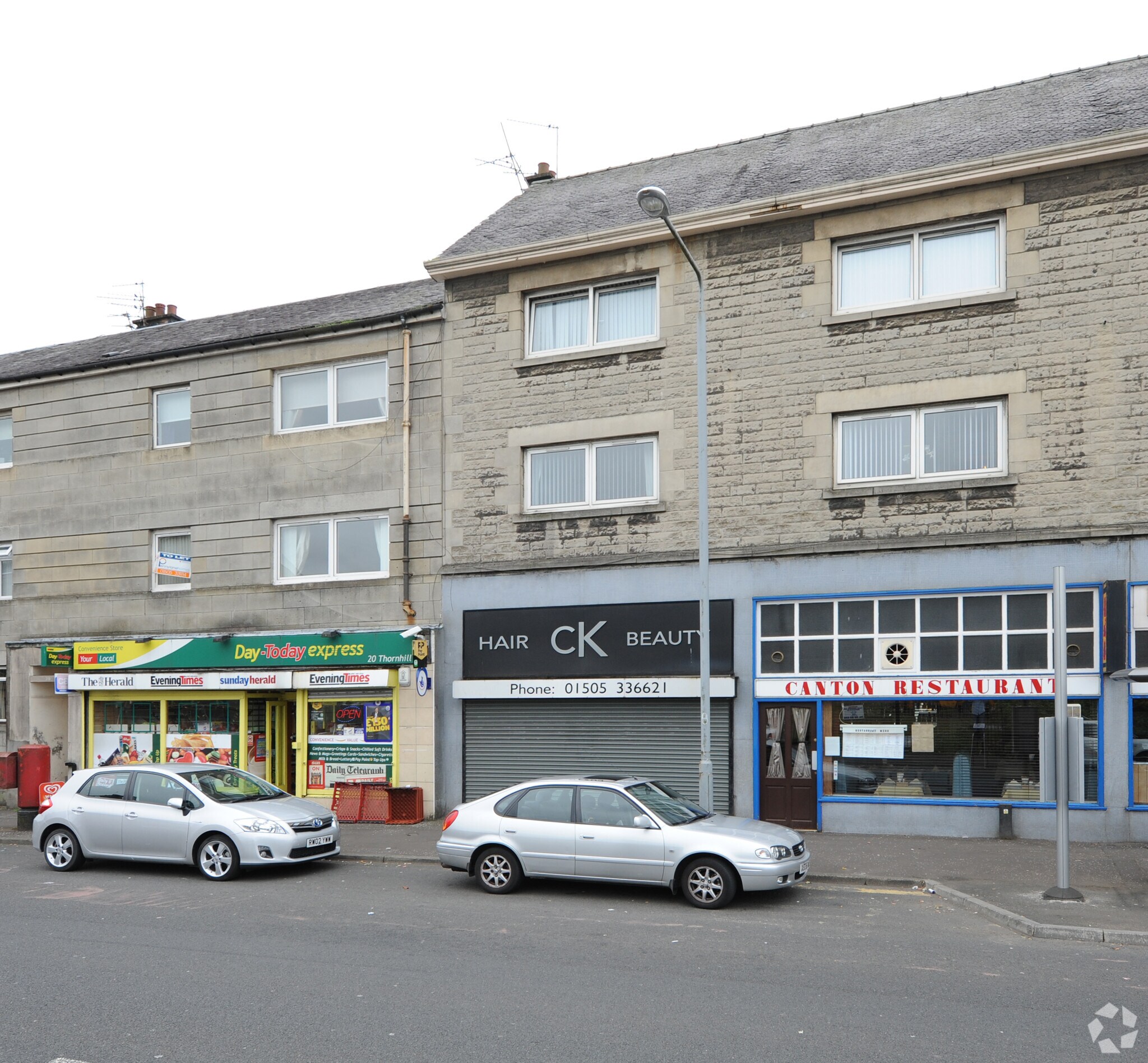 14-18 Thornhill, Johnstone to rent Building Photo- Image 1 of 4