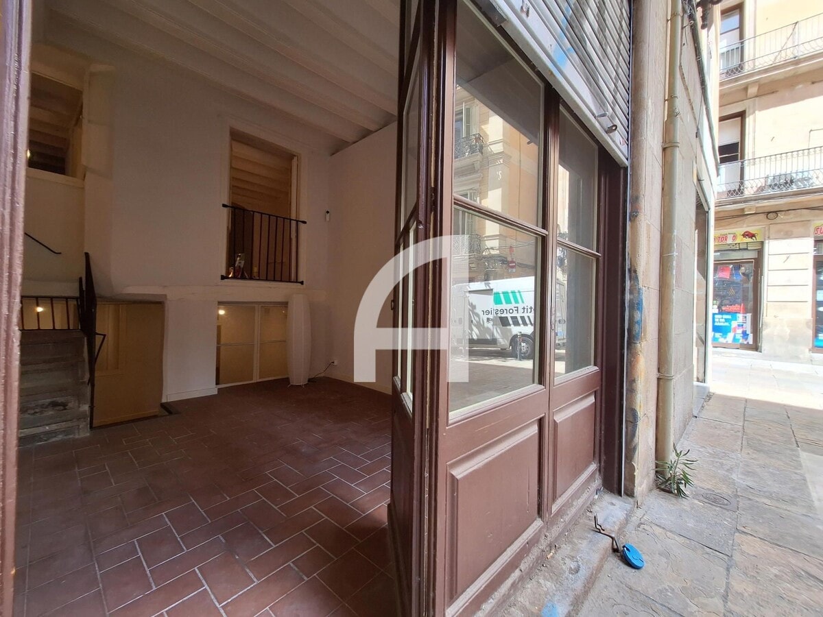 Barcelona, BAR 08002 - Unit Pt01 -  - Interior Photo - Image 2 of 31