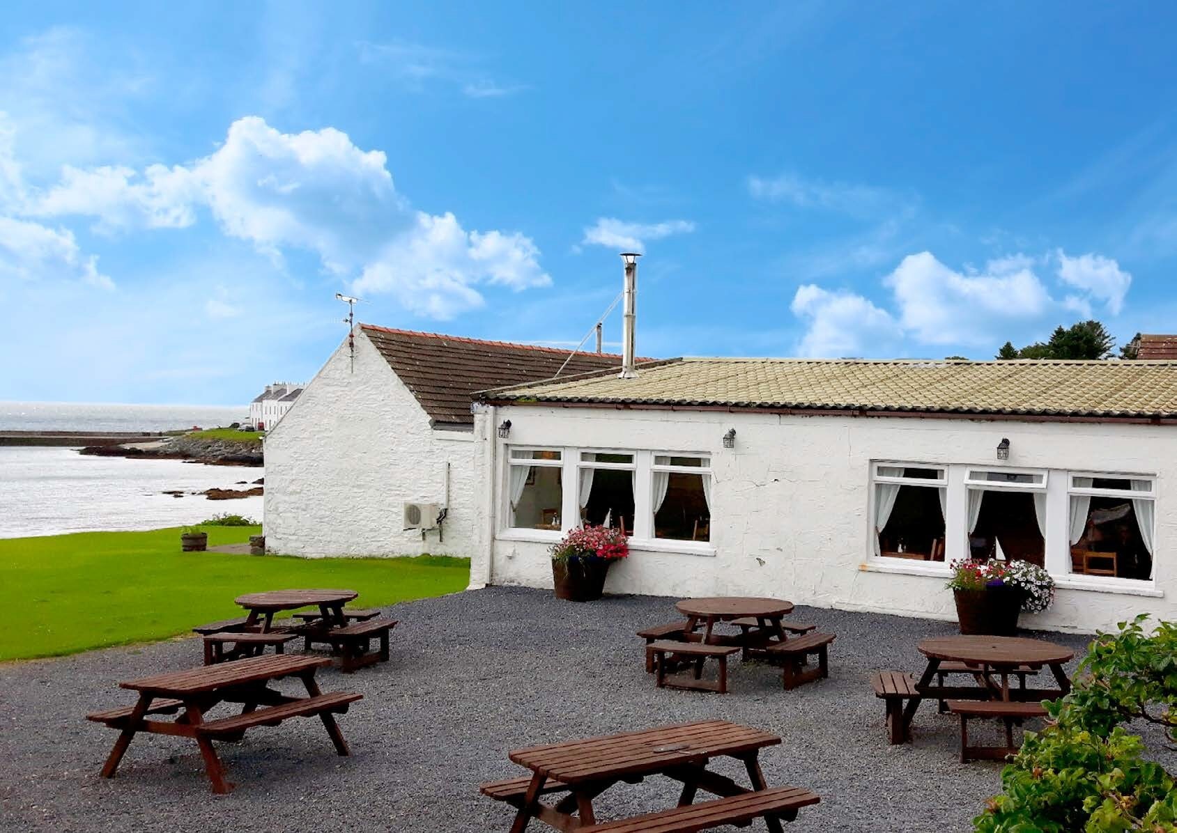 Main St, Isle Of Islay for sale Primary Photo- Image 1 of 1