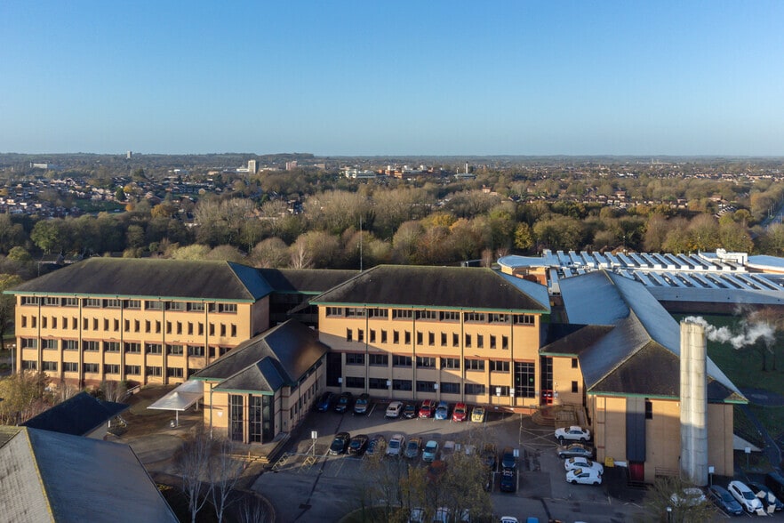 Weston Rd, Stafford to rent - Building Photo - Image 2 of 29