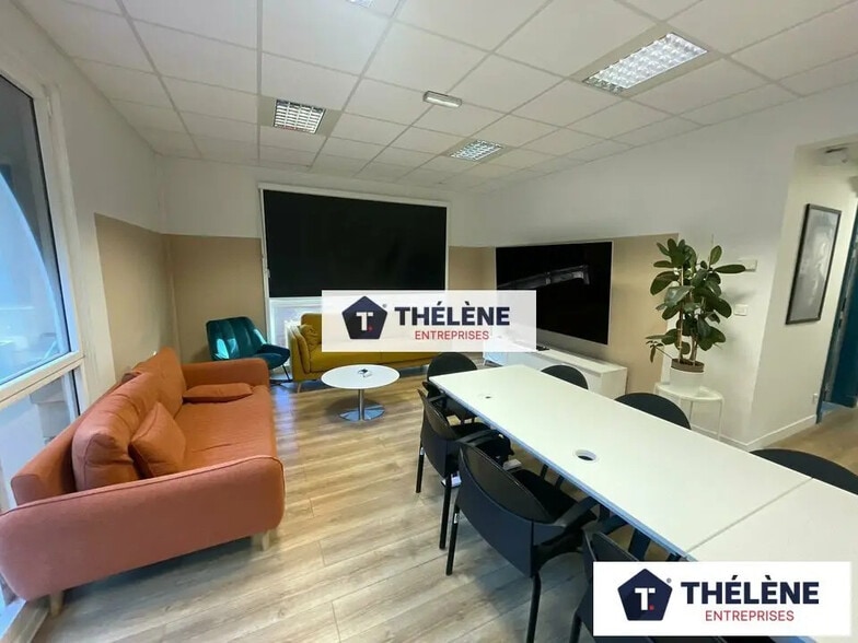 Office in Montpellier to rent - Interior Photo - Image 2 of 11