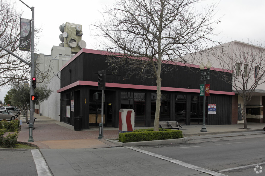 2001 Chester Ave, Bakersfield, CA for sale - Primary Photo - Image 1 of 1