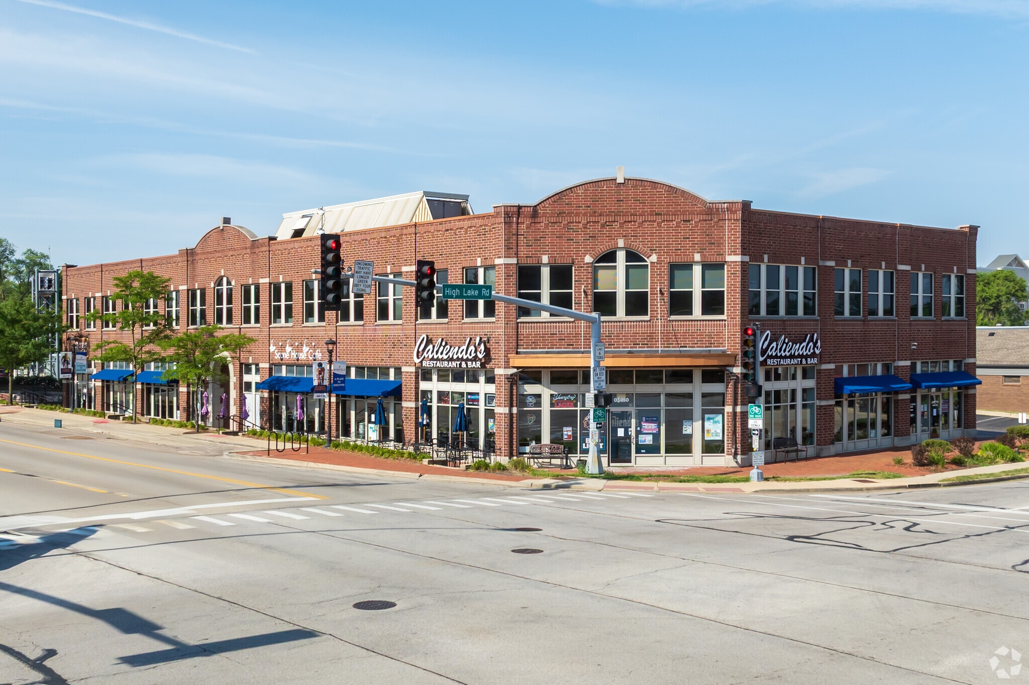 0S050 Winfield Rd, Winfield, IL to rent Primary Photo- Image 1 of 25