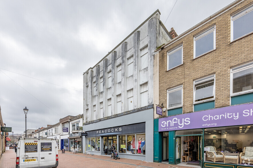 6-8 Queen St, Neath for sale - Building Photo - Image 2 of 2