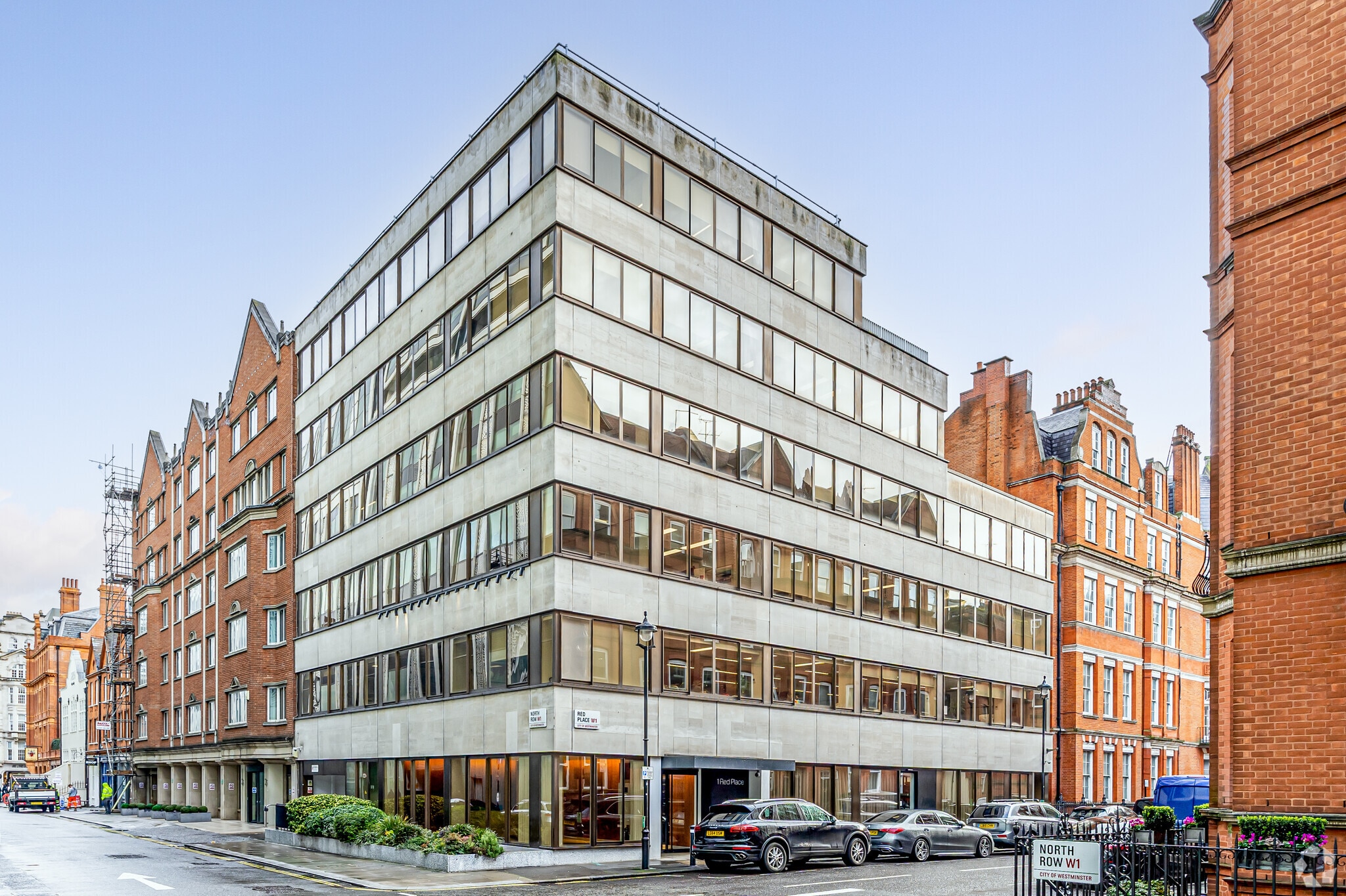 1 Red Pl, London for sale Primary Photo- Image 1 of 1