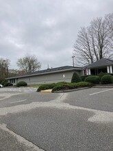 164 Otrobando Ave, Norwich, CT for rent Building Photo- Image 2 of 6