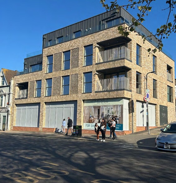 13 Hoe St, London to rent - Building Photo - Image 2 of 3