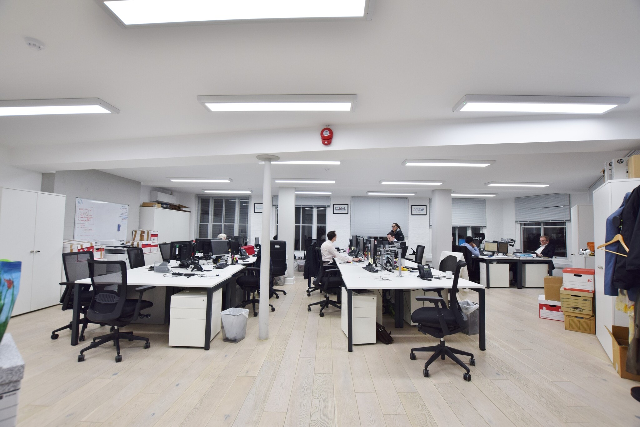 27 Phipp St, London to rent Interior Photo- Image 1 of 11