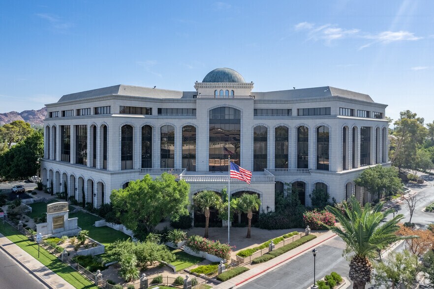 2999 N 44th St, Phoenix, AZ to rent - Building Photo - Image 2 of 9