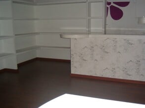 Retail in Tortosa, Tarragona to rent Interior Photo- Image 2 of 4