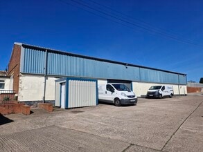 Norton Green Ln, Norton Canes to rent Building Photo- Image 2 of 5