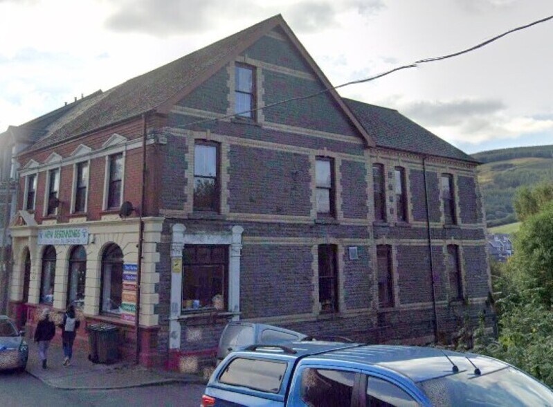 209 Ystrad Rd, Pentre for sale - Building Photo - Image 3 of 4