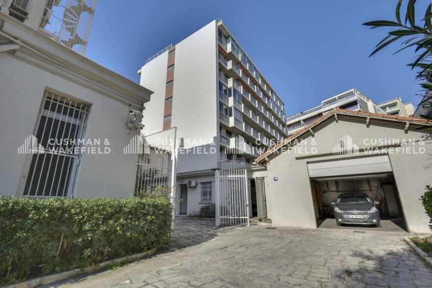 Office in Marseille to rent - Building Photo - Image 3 of 15