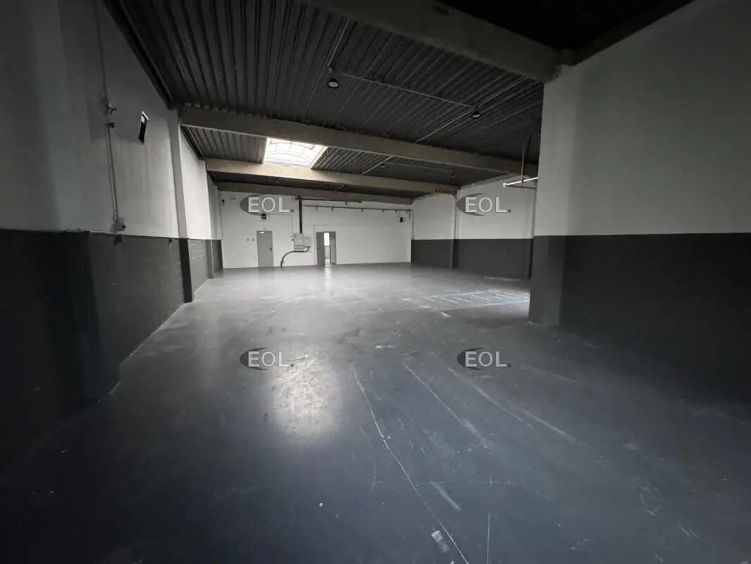 Industrial in Lognes to rent Interior Photo- Image 1 of 8