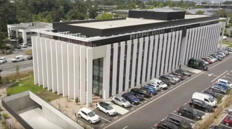 Office in Mérignac to rent Building Photo- Image 1 of 13