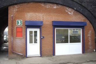 Union St, Rotherham to rent Building Photo- Image 1 of 1