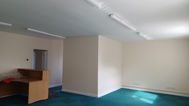 Stoke Albany Rd, Desborough for rent Interior Photo- Image 2 of 2