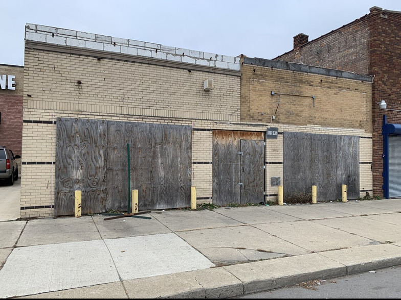 15915 E Warren Ave, Detroit, MI for sale - Primary Photo - Image 1 of 1