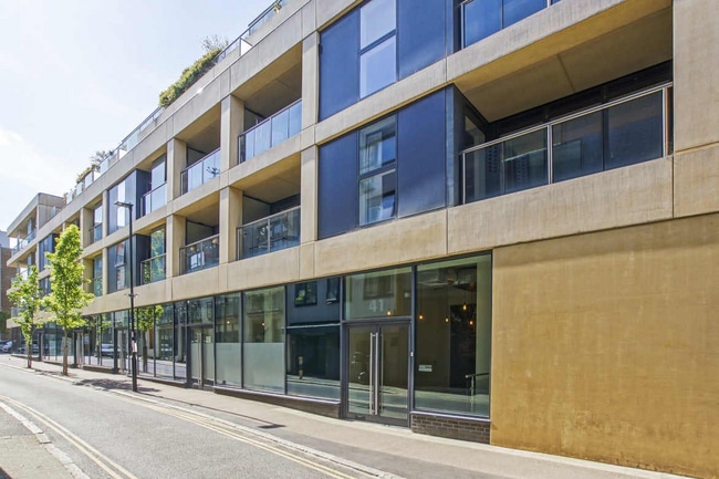 More details for 33-43 Pear Tree St, London - Office for Sale