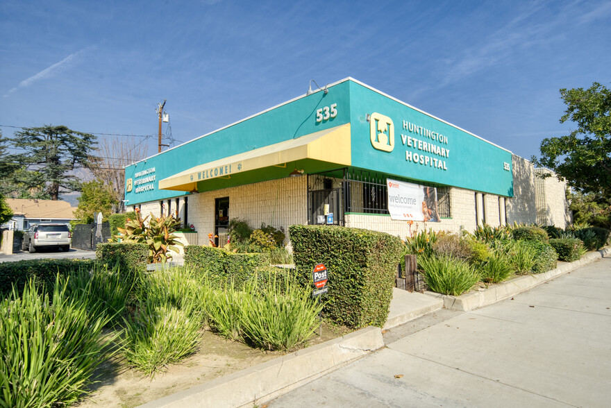 Banfield Pet Hospital, Monrovia, CA for sale - Building Photo - Image 1 of 1