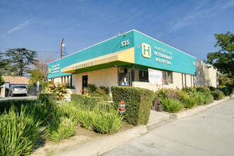 Banfield Pet Hospital, Monrovia, CA for sale Building Photo- Image 1 of 1