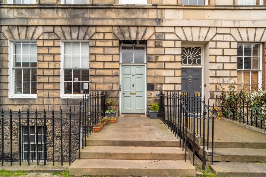 20 Broughton Place Ln, Edinburgh for sale - Primary Photo - Image 1 of 1