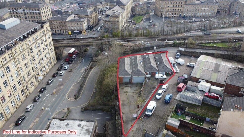 Bryer St, Dewsbury to rent - Building Photo - Image 2 of 3