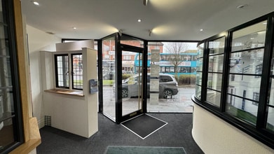 265 High Rd, Loughton to rent Interior Photo- Image 1 of 6