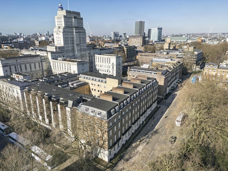 32 Russell Sq, London to rent - Building Photo - Image 3 of 4
