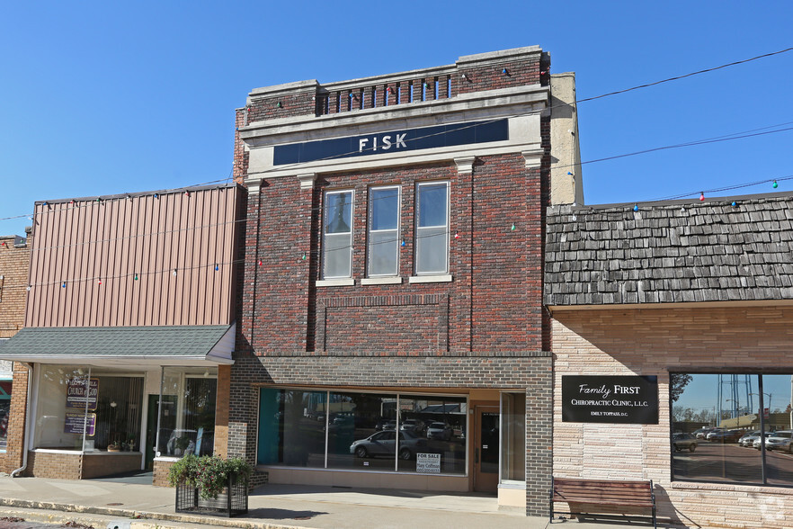 26 N Delaware St, Butler, MO for sale - Primary Photo - Image 1 of 1