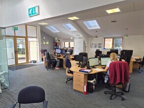 Great Danegate, Eridge Green to rent Interior Photo- Image 1 of 8