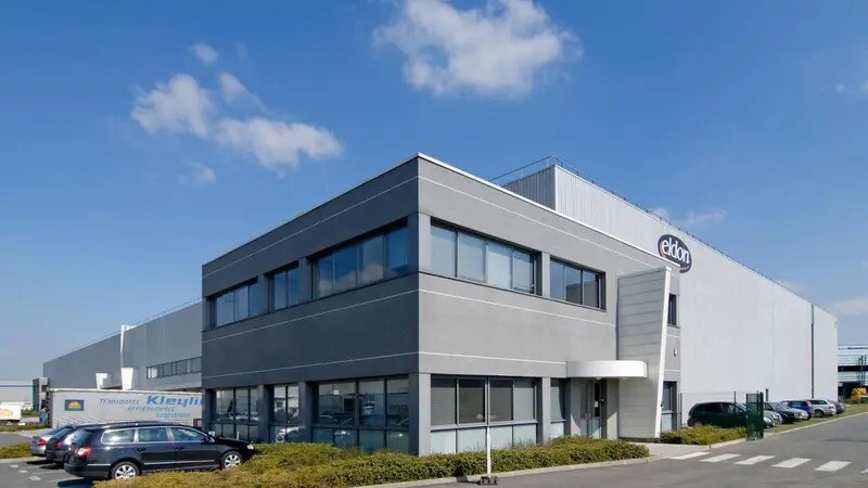 Industrial in Compans to rent - Building Photo - Image 2 of 7