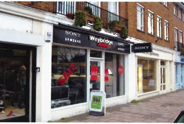 27 Oakdene Para, Cobham for sale Primary Photo- Image 1 of 1