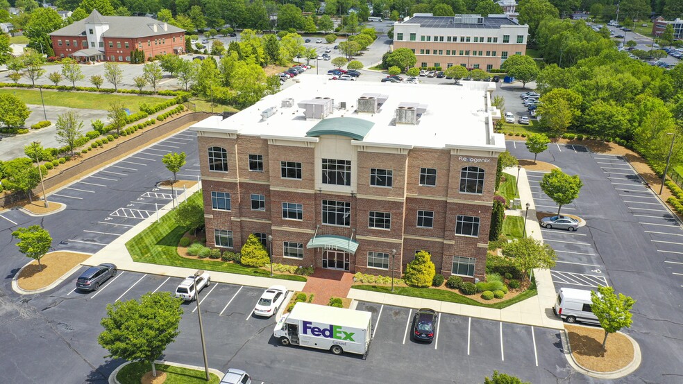 1414 Yanceyville St, Greensboro, NC for sale - Aerial - Image 1 of 1