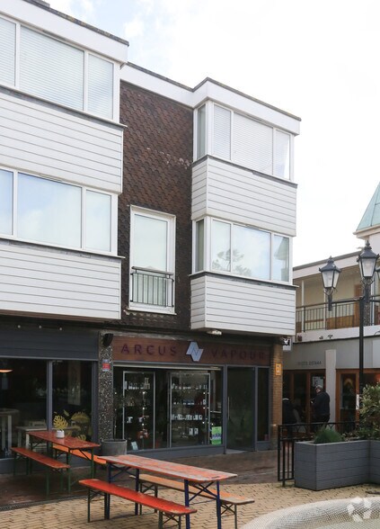 17-19 Brighton Sq, Brighton for sale - Primary Photo - Image 1 of 1