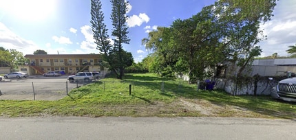 220 N 61st Ave, Hollywood, FL for sale Building Photo- Image 1 of 4