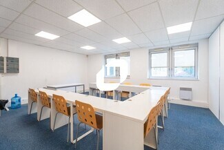 More details for 7 Rue Jean Mermoz, Versailles - Office to Rent