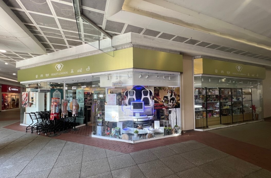 High St, Leatherhead to rent Building Photo- Image 1 of 10