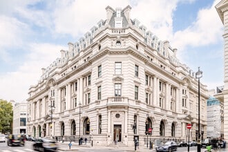 16-21 St. James's St, London, SW1A 1ES - GBR